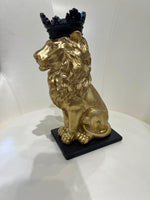 Lion With Crown - Royal Living Furniture